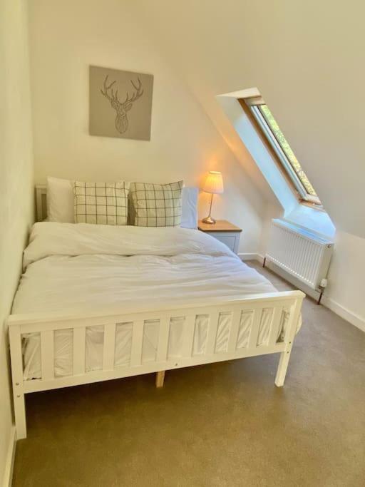 Charming 3/4 Bedroom Semi-Detached Cottage. Carberry Eksteriør bilde